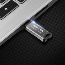 Memorie flash USB A-Data UV250 AUV250-16G-RBK