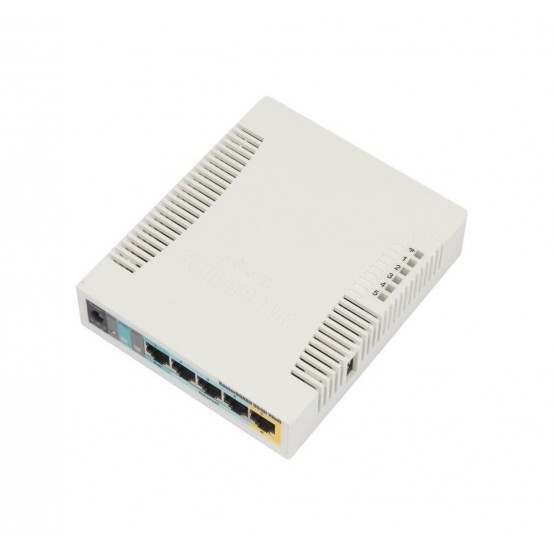 Router MikroTik RB951Ui-2HnD