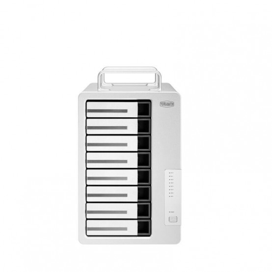 NAS Terramaster D8-Thunderbolt 3