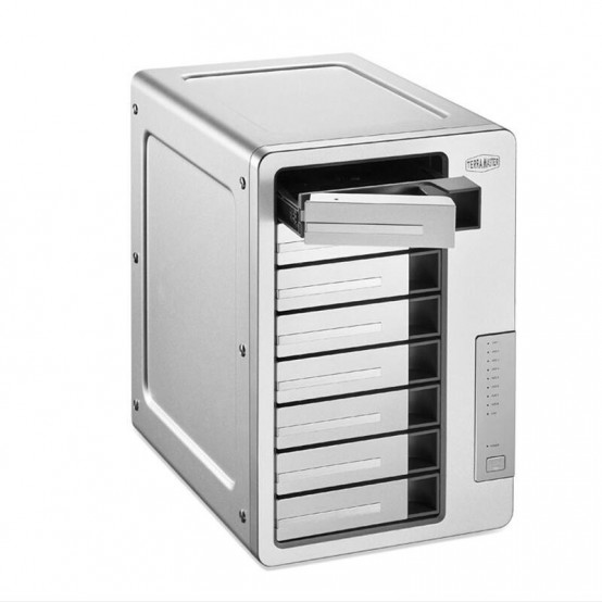 NAS Terramaster F8-422