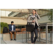 Geanta Kensington Contour 2.0 Business K60386EU
