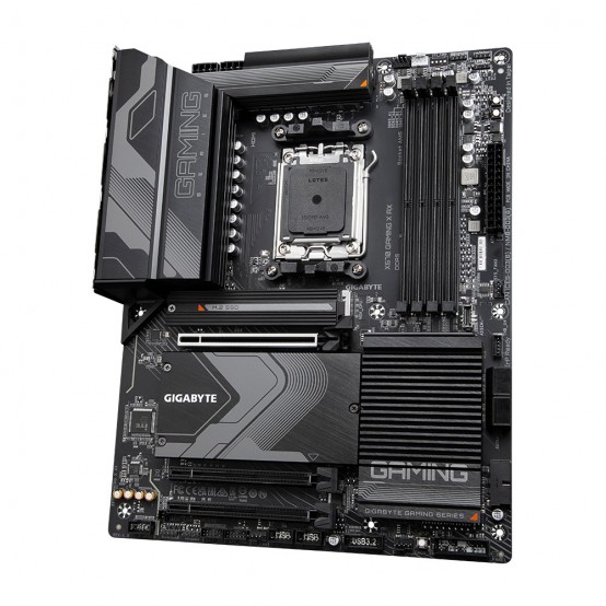 Placa de baza GigaByte  X670 GAMING X AX