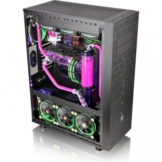 Carcasa Thermaltake Core X71 CA-1F8-00M1WN-00
