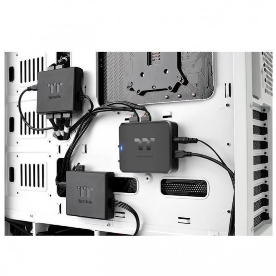 Hub Thermaltake H200 ACC-IU2H00R-1