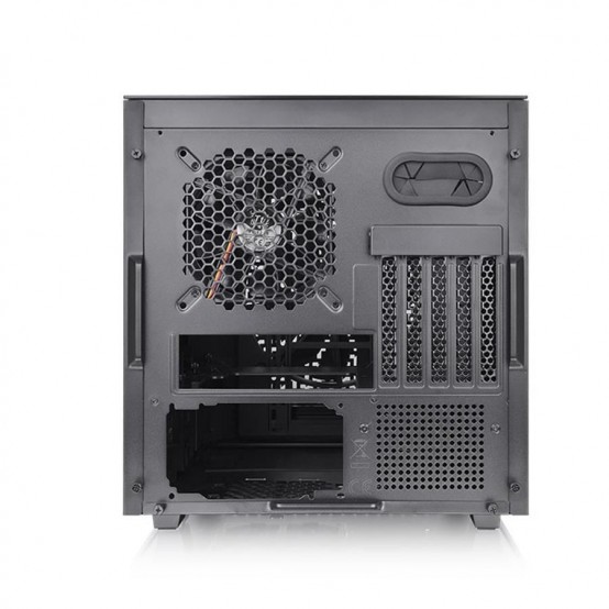 Carcasa Thermaltake Divider 200 TG Air neagra CA-1V1-00S1WN-01