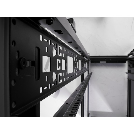 Rack APC NetShelter SX AR3100