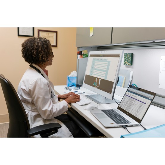 Monitor HP HC270cr 1QW03AAABB