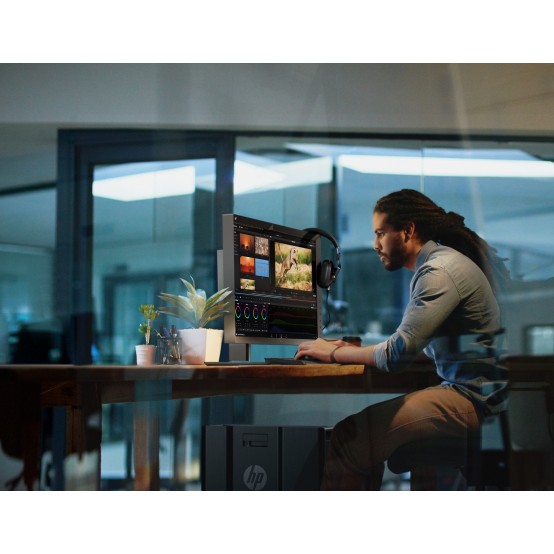 Monitor HP DreamColor Z31x Z4Y82A4ABB