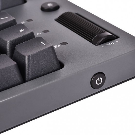 Tastatura Thermaltake  GKB-WOW-RDSNUS-01