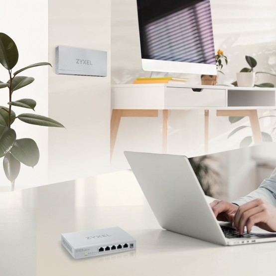 Switch ZyXEL  MG-105-ZZ0101F