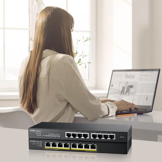 Switch ZyXEL  GS1915-8EP-EU0101F
