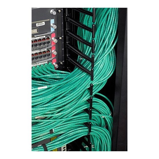 Cabinet APC  AR3140