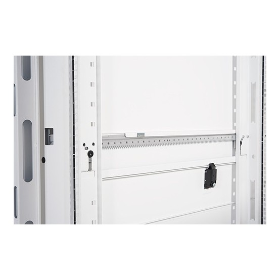Cabinet APC  AR3100W