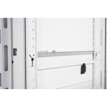 Cabinet APC  AR3100W