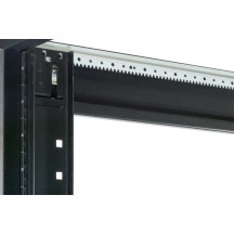 Cabinet APC  AR3100X617