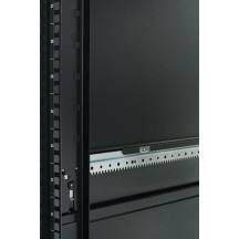 Cabinet APC  AR3107X617