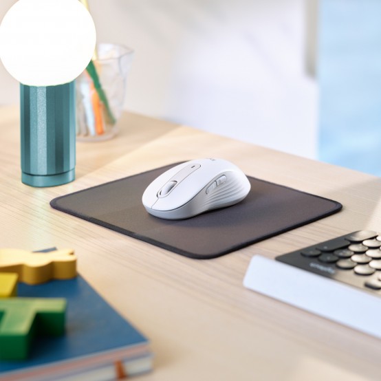 Mouse Logitech Signature M650 L Left Wireless Mouse for Business - Off-White 910-006349