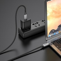 Cablu Hoco Data/Audio/Video Cable  - Type-C to Type-C, USB4 100W, 5A, 4K@60Hz, HD High Speed, Thunderbolt3, 1m - Black US05