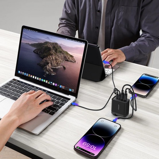 Alimentator JoyRoom Wall Charger  - 2 x Type-C, 2 x USB, Fast Charging 67W with Cable Type-C to Type-C 100W - Black TCG02