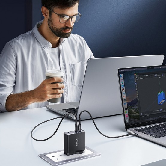 Alimentator JoyRoom Wall Charger  - GaN, USB, 3x Type-C, Super Fast Charging 140W, with Cable Type-C,  240W, 1.2m - Black JR-TC