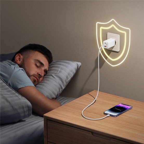 Alimentator USAMS Wall Charger Sandru Series  - 3 Ports GaN Fast Charging, 2x Type-C PD65W, USB-A 3A - Gradient Blue US-CC180