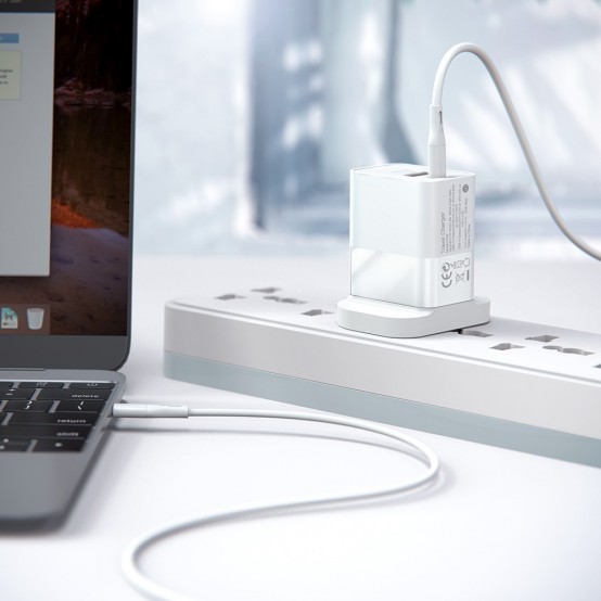 Alimentator Yesido Wall Charger  - USB-A, QC 3.0, Type-C, PD, 20W, 3A - White YC32
