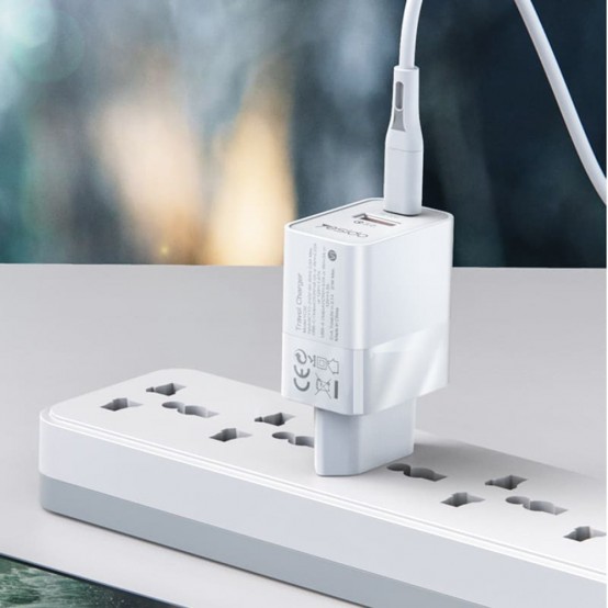 Alimentator Yesido Wall Charger  - USB-A, QC 3.0, Type-C, PD, 20W, 3A - White YC32