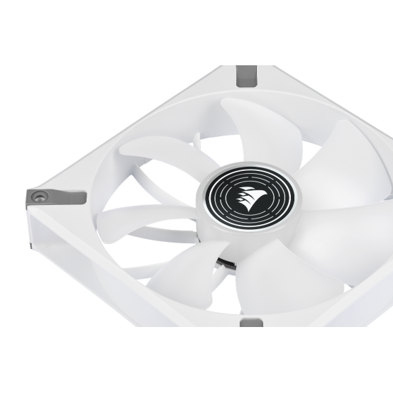 Ventilator Corsair ML140 LED ELITE White Premium 140mm PWM Magnetic Levitation Fan CO-9050130-WW