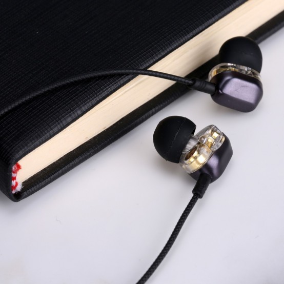 Casca HP DHE-8011UM