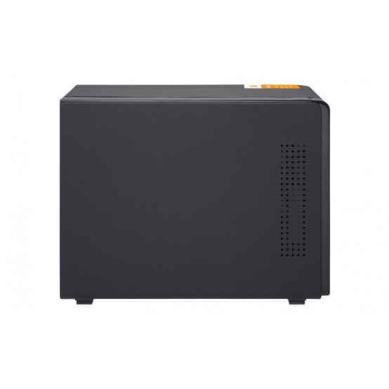 NAS QNAP  TL-D400S