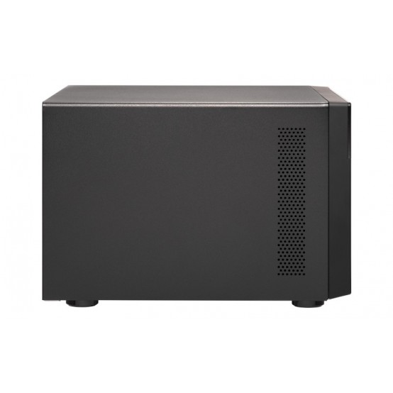 NAS QNAP  TL-D800C