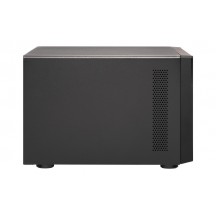 NAS QNAP  TL-D800C