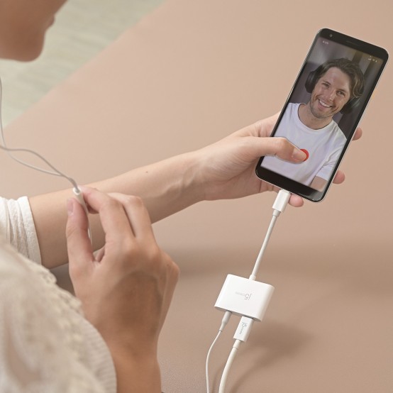 Adaptor J5Create USB-C to 3.5mm Audio Adapter with Power Delivery JCA122-N
