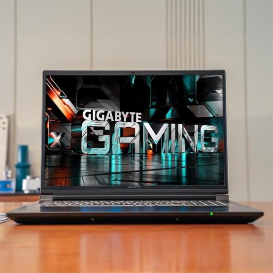 Laptop GigaByte  G6X 9MG-42EE893SD