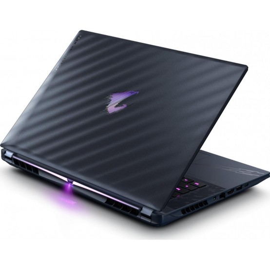 Laptop GigaByte AORUS MASTER 16 BYHC5EEE64SP
