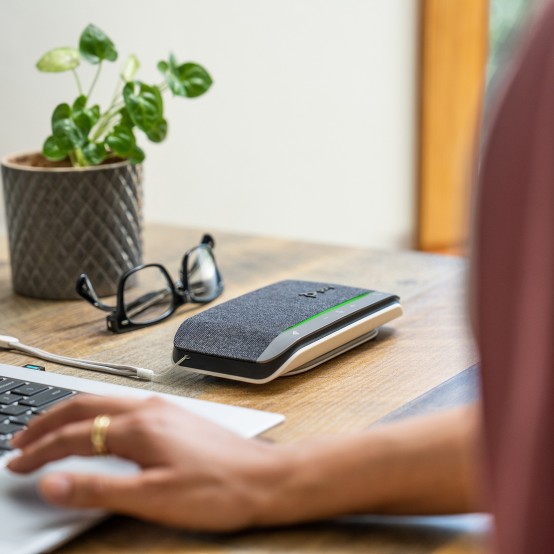 Boxe HP Poly Sync 20 Speakerphone USB-C/A Adapter B95VJUTAC3