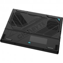 Laptop GigaByte A16 PRO DYHG5EECC4SD