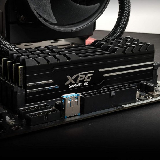 Memorie A-Data XPG Gammix D10 AX4U320038G16A-DB1