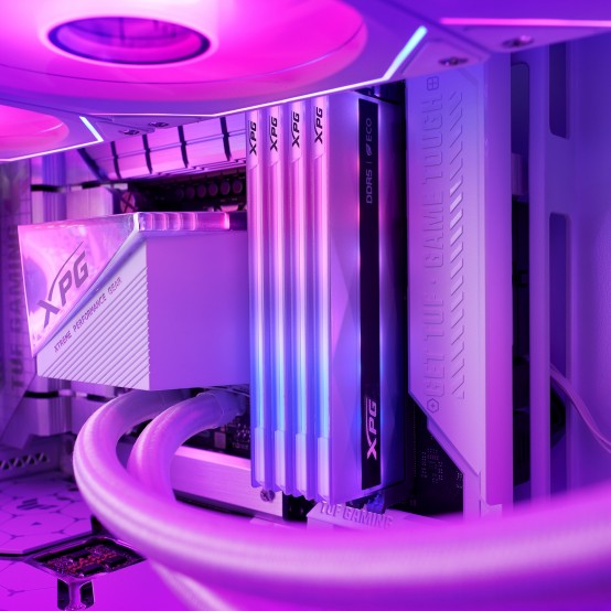 Memorie A-Data XPG Lancer RGB AX5U6000C3016G-DCLANRSG