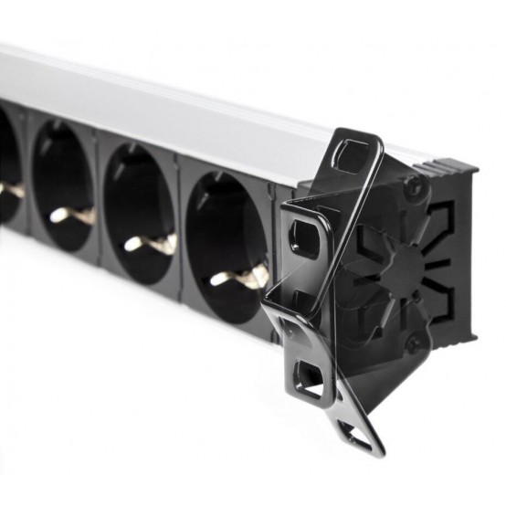 Prelungitor Salicru SPS.3F+6F.PDU UK+C13/C14 680CA000005