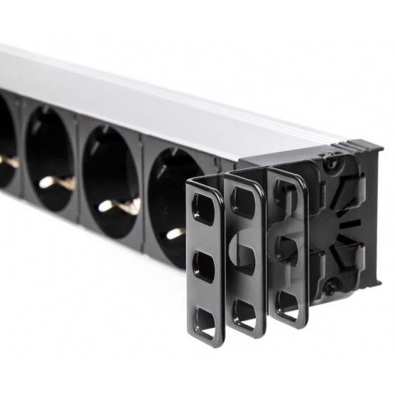 Prelungitor Salicru SPS.3F+6F.PDU UK+C13/C14 680CA000005