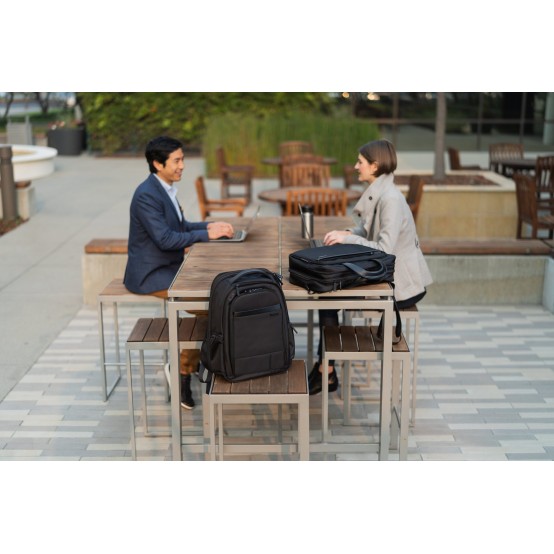 Geanta Kensington Contour 2.0 Business K60382EU