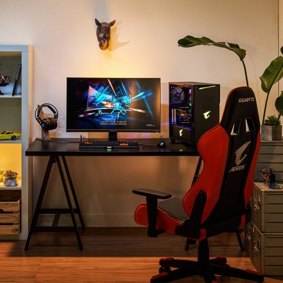 Monitor LCD GigaByte G32QC A-EK